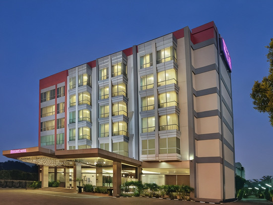 坤甸市中心美居酒店