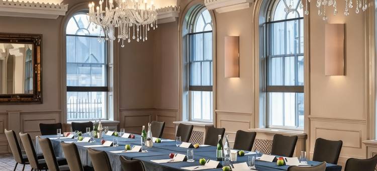 查尔顿汉姆皇后酒店(Queens Hotel Cheltenham)图片