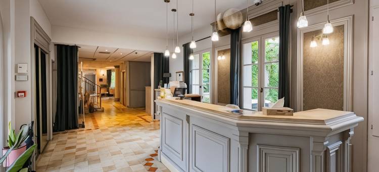 克洛斯酒店(Logis Hostellerie des Clos et Restaurant Bistrot des Grands Crus)图片