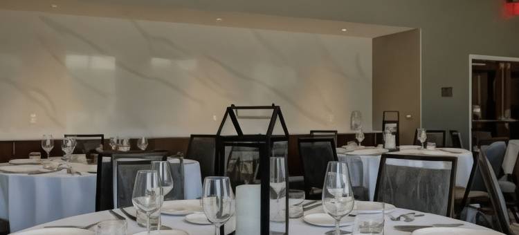 Courtyard Iowa City University Heights图片