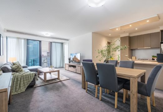 StayCentral - Cityviews on City Road Southbank Hotel Overview