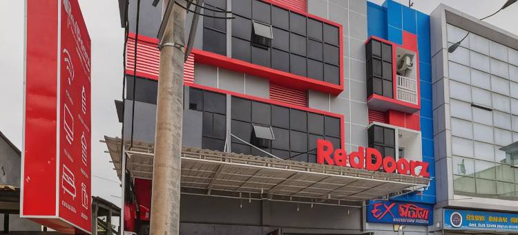 红多兹Plus酒店-近棉兰2号千禧ICT中心(RedDoorz Plus Near Millenium Ict Centre Medan 2)图片