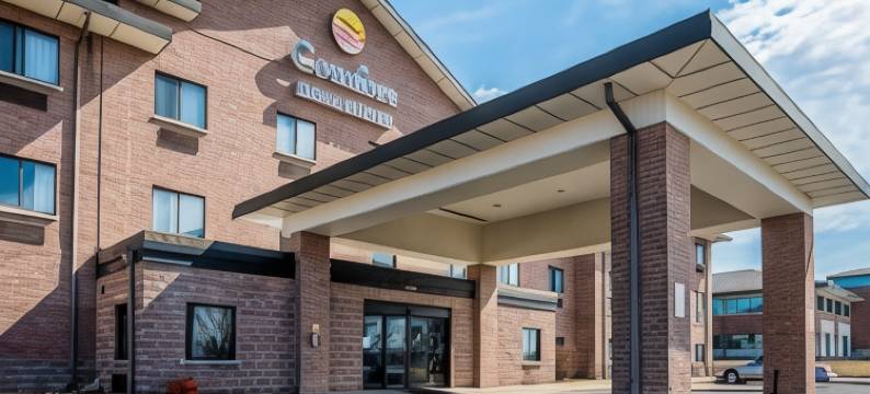 利斯萨米特舒适套房酒店-堪萨斯城(Comfort Inn & Suites Lees Summit - Kansas City)图片