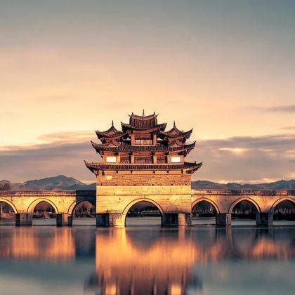 云南昆明+建水+元阳+普者黑景区+坝美世外桃源景区7日6晚私家团