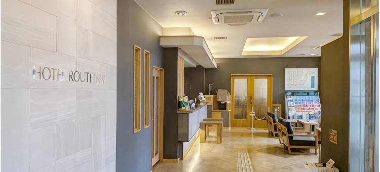 露樱酒店燕三条站前店(Hotel Route-Inn Tsubamesanjo Ekimae)图片