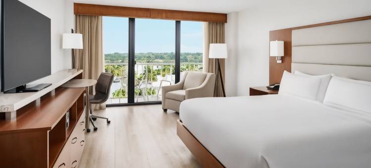 坦帕湾 - 北雷廷顿海滩希尔顿逸林海滩度假酒店(DoubleTree Beach Resort by Hilton Hotel Tampa Bay - North Redington Beach)图片