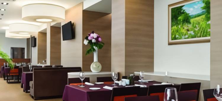 叶卡捷琳堡华美达酒店(Ramada by Wyndham Yekaterinburg)图片