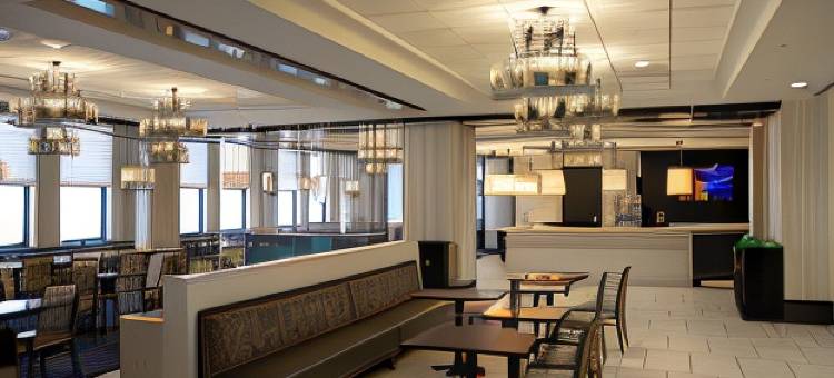 路易斯威尔市中心希尔顿安泊套房酒店(Embassy Suites by Hilton Louisville Downtown)图片