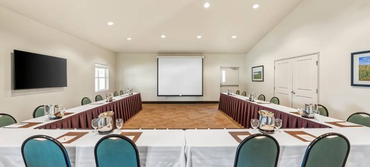 礁石酒店(Ledgestone Hotel)图片