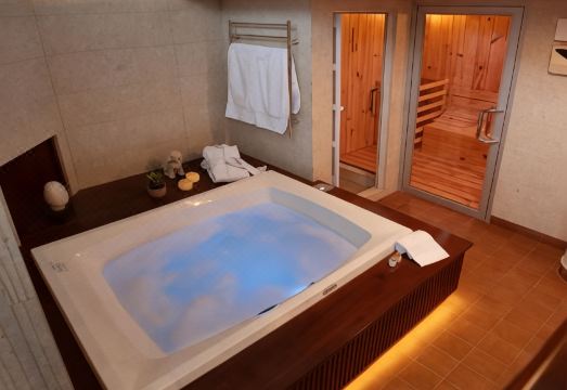 Ariquepay HotelHotel Overview