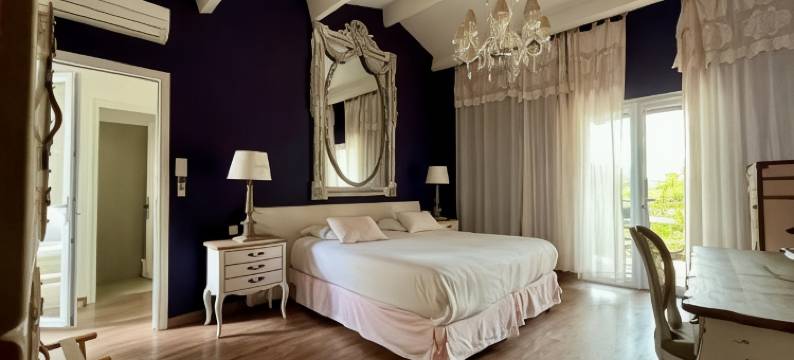 皮斯酒店(Logis Hôtel Restaurant des Pins)图片