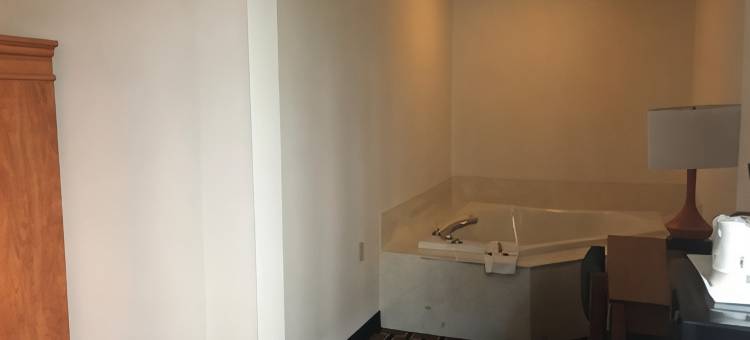机场温德姆豪生酒店(Howard Johnson by Wyndham Airport)图片