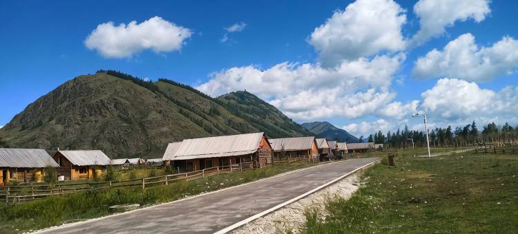 喀纳斯山水人家住宿图片