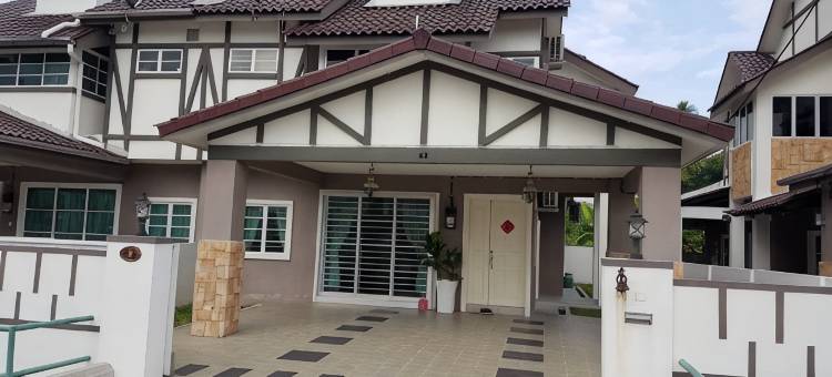Sitiawan semi D homestay with 4 bedrooms图片