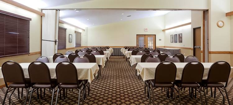 拉克罗斯河滨AmericInn会议中心酒店(AmericInn by Wyndham la Crosse Riverfront Conference Center)图片