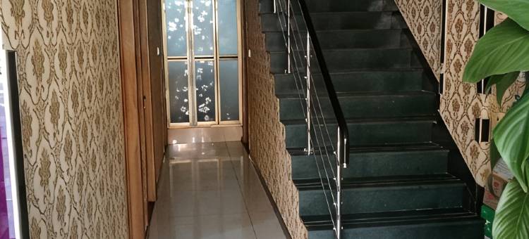 雅客嘉宾馆(白城火车站店)图片