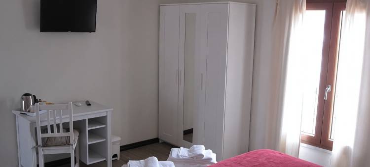 博马罗萨客房(Bomarosa Rooms)图片