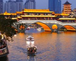 Free shuttle to Jinjiang River night cruise, Tang Dynasty banquet