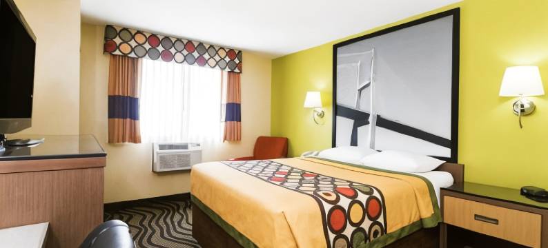 布伦瑞克-圣西蒙斯岛地区温德姆速8酒店(Super 8 by Wyndham Brunswick/St Simons Island Area)图片