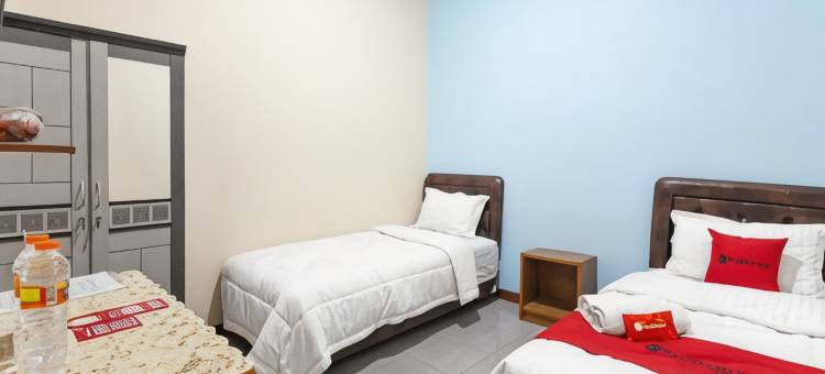 红多兹伊斯兰酒店-近斯拉根中央公园(RedDoorz Syariah @ Sakinah Guesthouse)图片