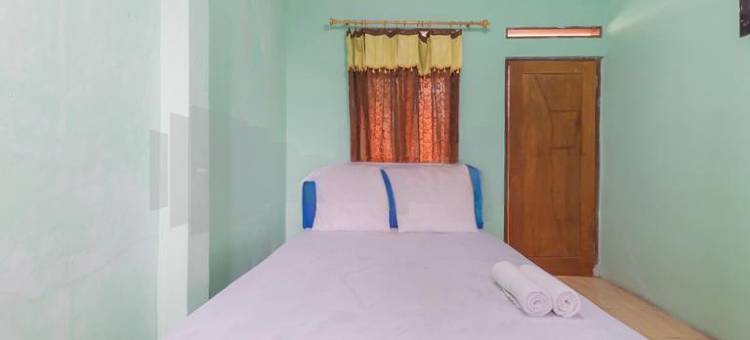 OYO 3879萨里茵坦别墅(Villa Sari Intan Ciater RedPartner)图片