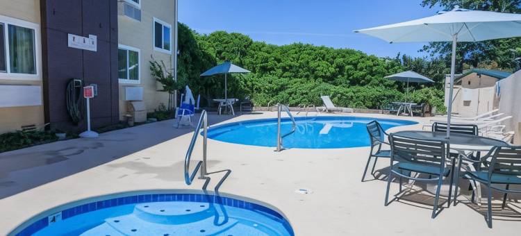 品质酒店-柯克兰(Quality Inn Kirkland)图片