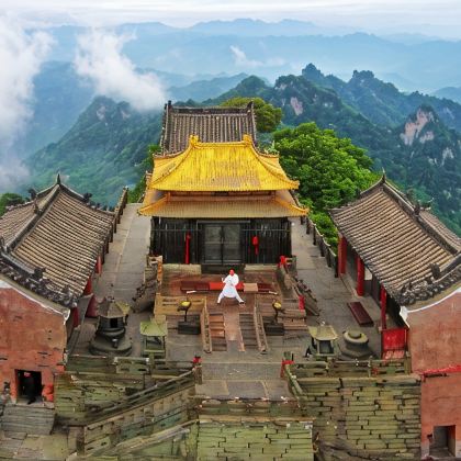 神农架+武当山5日4晚跟团游