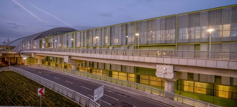 伊兹密尔塔夫机场酒店(Tav Airport Hotel Izmir)图片