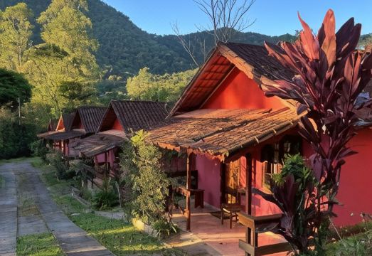 Alta Colina Chalés Hotel Overview