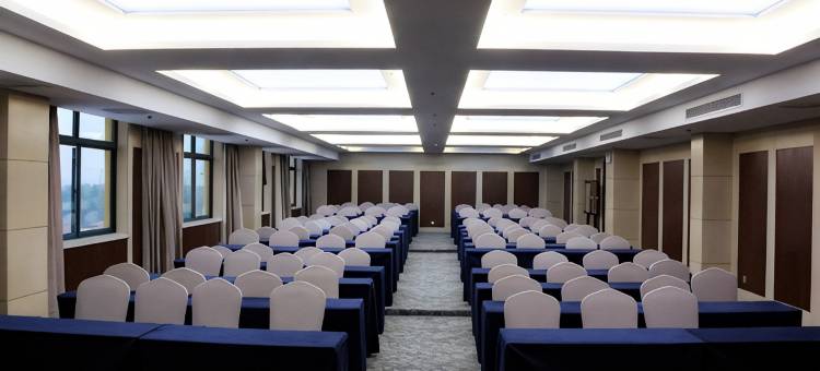 济宁冠亚之星酒店图片