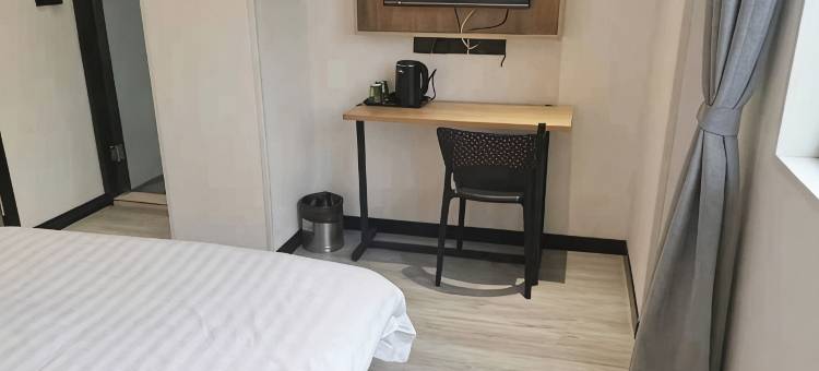 青季酒店MINI(上海友谊西路店)图片