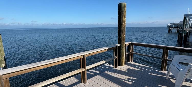 海盗天堂---克利尔沃特/塔彭斯普林斯安静海湾海滨度假屋!!(PIRATES PARADISE---Quiet Gulf Front  Property near Clearwater/Tarpon Springs!!)图片