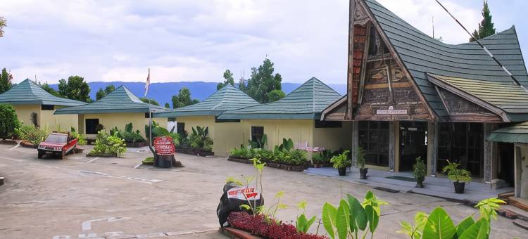 鸟羽湖国际间小屋酒店(Danau Toba International Cottage Parapat)图片