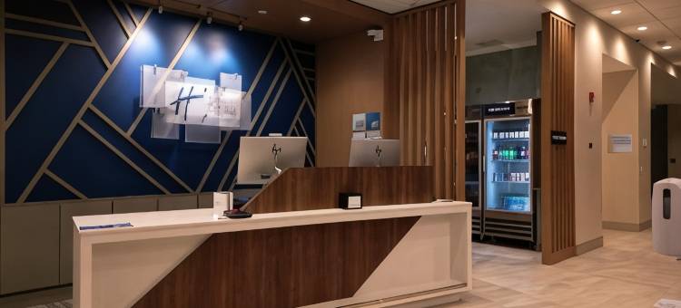 芝加哥绍姆堡智选假日酒店套房(Holiday Inn Express & Suites CHICAGO SCHAUMBURG by IHG)图片
