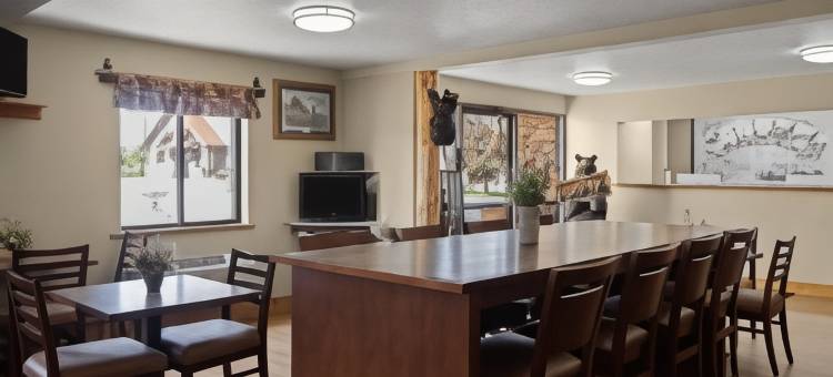 卡利斯佩尔冰川国家公园温德姆速8酒店(Super 8 by Wyndham Kalispell Glacier National Park)图片