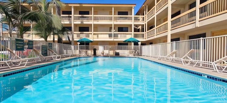 温德姆旗下拉昆塔温德姆酒店-科斯塔梅萨/纽波特海滩(La Quinta Inn by Wyndham Costa Mesa / Newport Beach)图片
