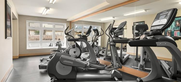 坎莫尔套房酒店(Canmore Inn & Suites)图片