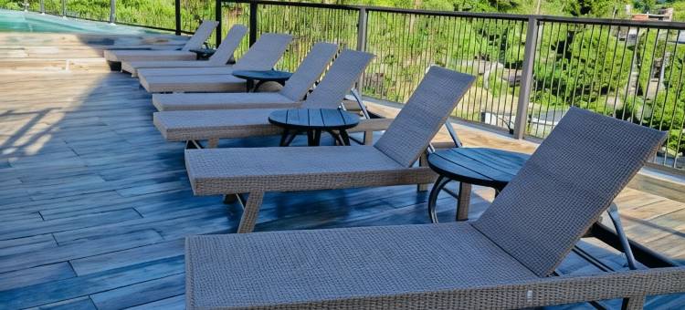 橡树瑞拉埃勒微风(Oak Ray La Ella Breeze)图片