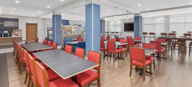 智选假日套房酒店棕榈湾(Holiday Inn Express & Suites Palm Bay)图片