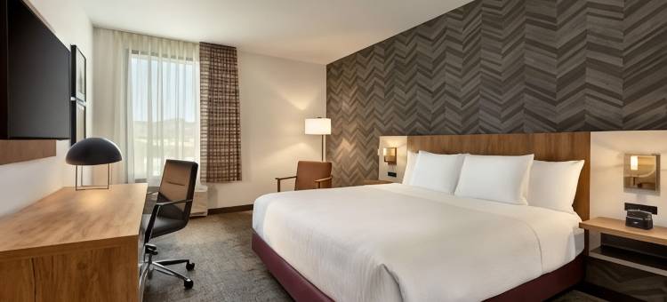 圣罗莎索诺玛拉昆塔温德姆套房酒店(La Quinta Inn & Suites by Wyndham Santa Rosa Sonoma)图片