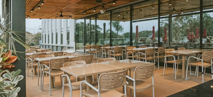 Howard Johnson by Wyndham Resistencia La Ribera图片