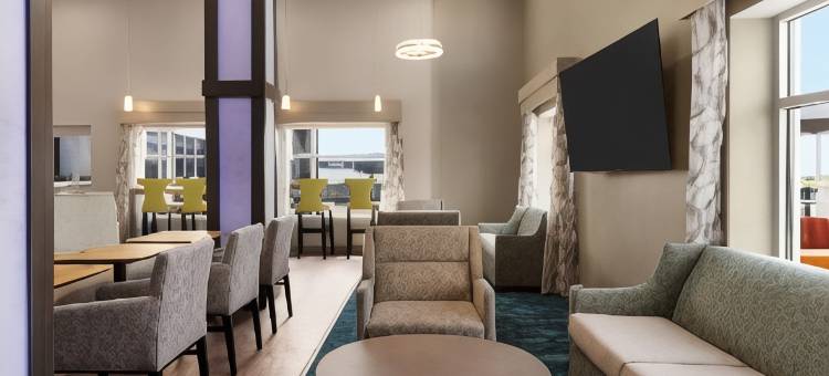 Days Inn & Suites by Wyndham Bowling Green图片