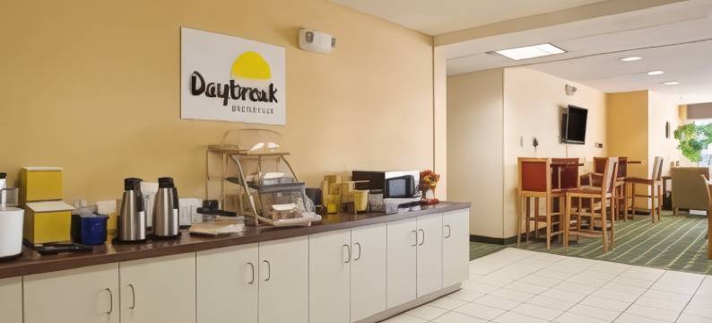 拉斐特温德姆戴斯套房酒店(Days Inn & Suites by Wyndham Lafayette IN)图片