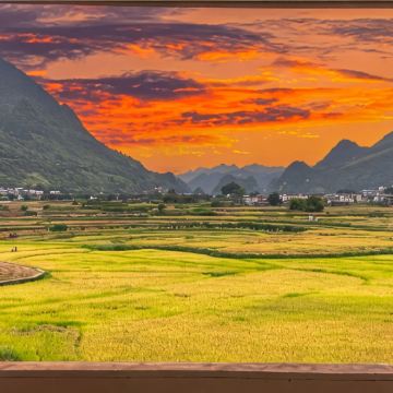 贵州贵阳+黄果树景区+万峰林景区+马岭河峡谷景区+荔波+西江千户苗寨5日4晚拼小团