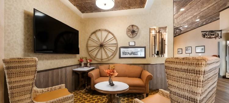 贝斯特韦斯特班德拉套房及轿车(Best Western Bandera Suites  Saloon)图片