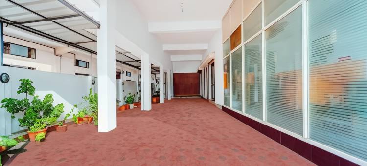 银河酒店(Super Collection O Chalai Bazaar Near Railway Station Formerly Galaxy Inn)图片