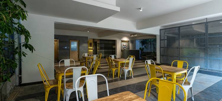 鸢尾花套房酒店(Iris Suites)图片