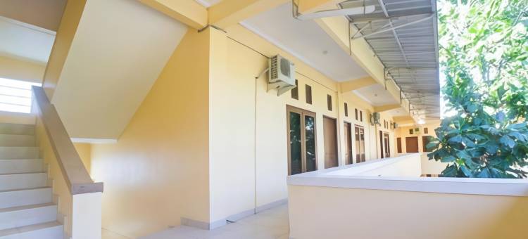 红多兹酒店-近努沙岑达纳大学(RedDoorz Near Nusa Cendana University)图片
