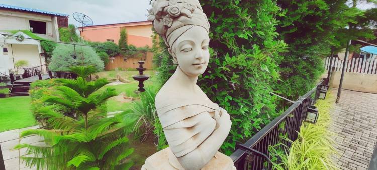 卡斯特罗度假村(The Castello Resort)图片