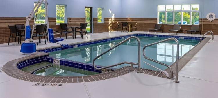 智选假日套房酒店葡萄园(Holiday Inn Express & Suites VINELAND MILLVILLE by IHG)图片